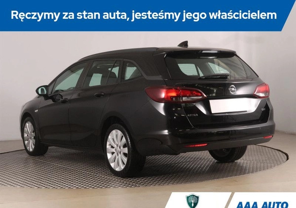 Opel Astra cena 55000 przebieg: 56644, rok produkcji 2017 z Wronki małe 326